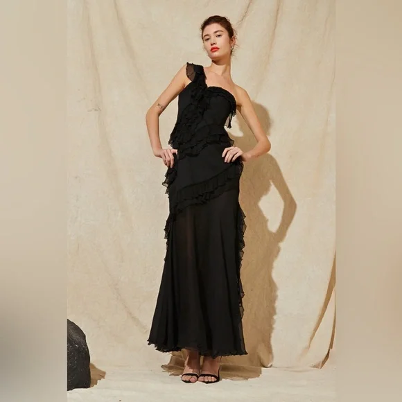 AMUR Black One-Shoulder Maxi Dress - Picture 2 of 16